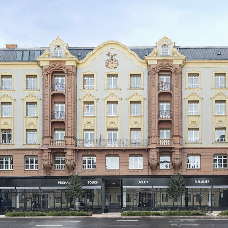 DEBRECEN – BELVÁROSI TÁRSASHÁZ REKONSTRUKCIÓ